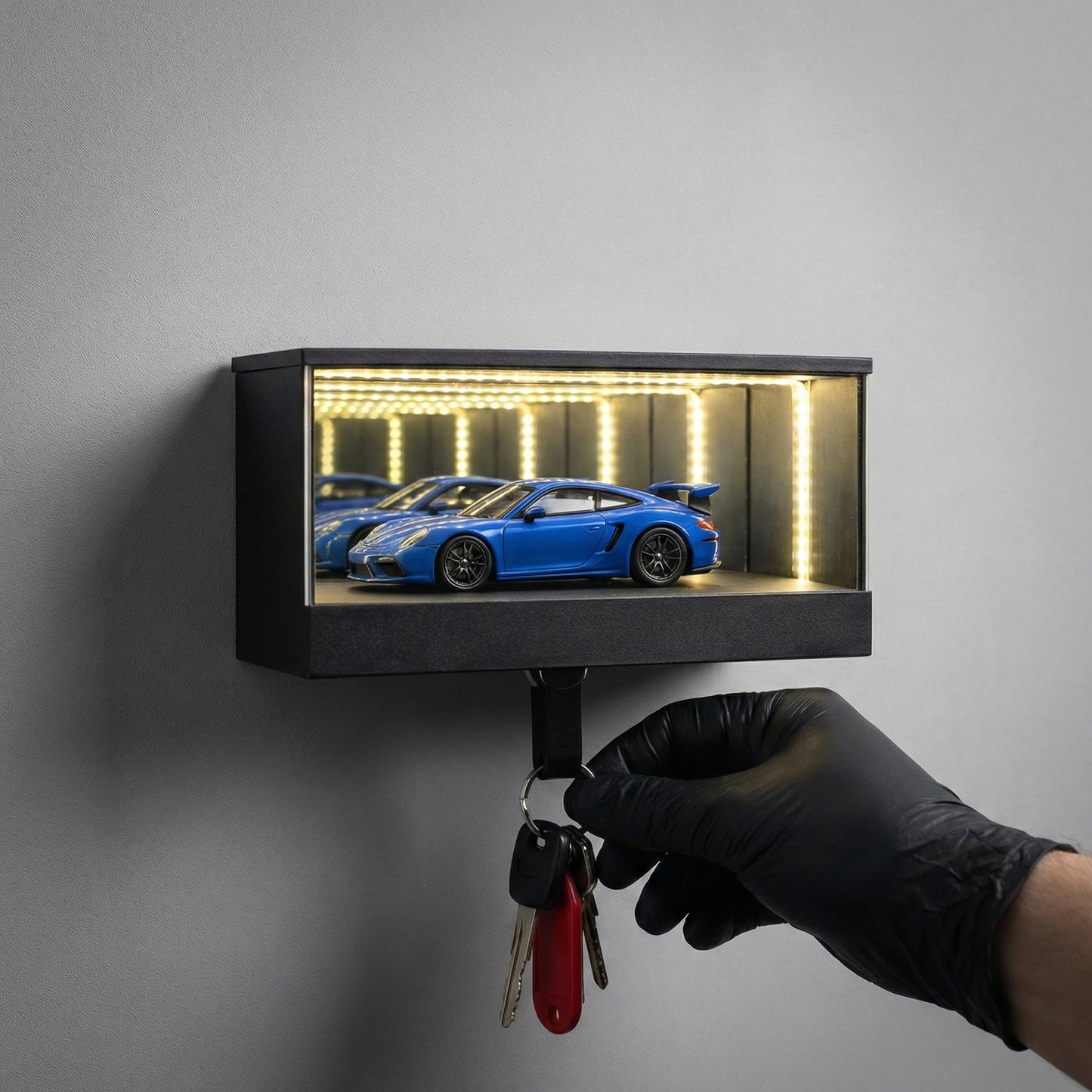 Infinity LED Diecast Garage Key Holder – Mirrored 1:64 Car Display Wall Rack